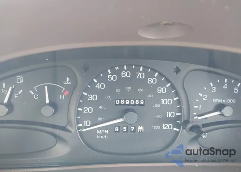 1998 Ford Escort Se z USA, uszkodzony, nr VIN 1FALP13P1WW112910